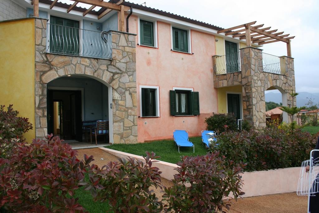 Апартаменти R&Z Getaway Santa Maria Coghinas Номер фото